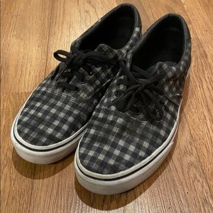 Men’s plaid Vans. Size 10